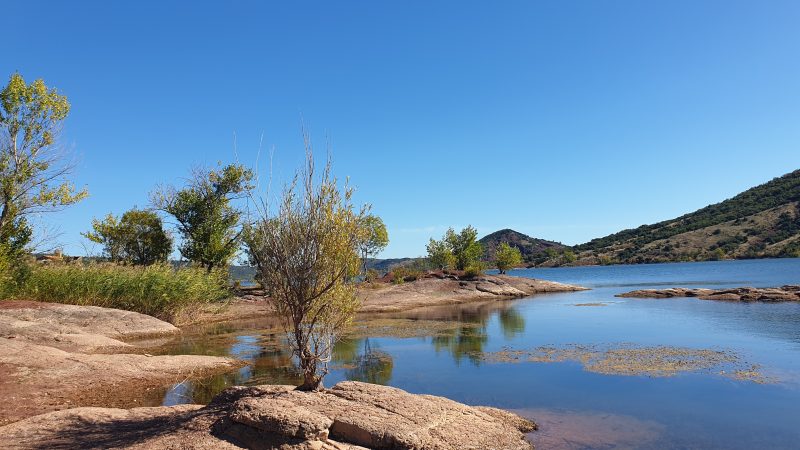 Le lac du Salagou